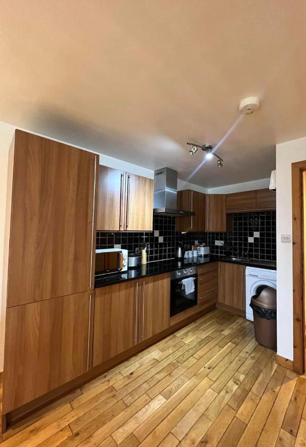 Cosy City Centre Apartment อินเวอร์เนส ภายนอก รูปภาพ